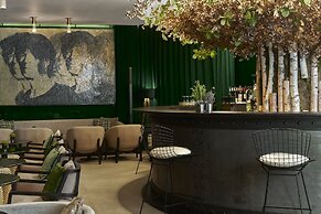 Hotel Cafe Royal, London