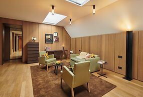 Hotel Cafe Royal, London