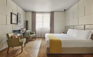 Hotel Cafe Royal, London