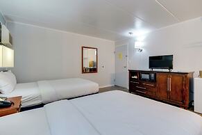 Rideau Oceanfront Motel