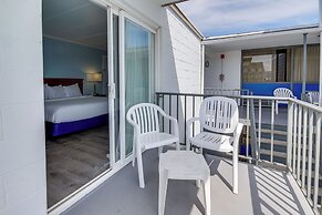 Rideau Oceanfront Motel