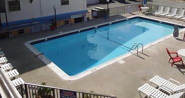 Rideau Oceanfront Motel