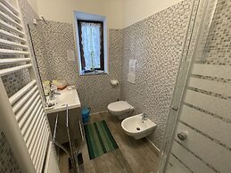 HOTEL DIFFUSO IL PORTICHETTO VEZIO PERLEDO