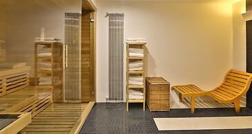 Best Western Premier CHC Airport