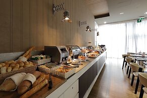 Best Western Premier CHC Airport