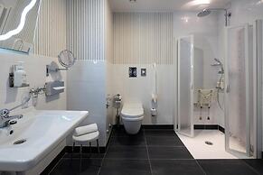 Best Western Premier CHC Airport