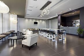 Best Western Premier CHC Airport