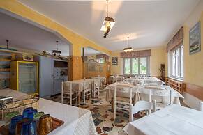 Albergo Ristorante La Villa