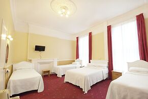 Balmoral House Hotel