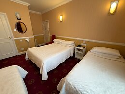 Balmoral House Hotel