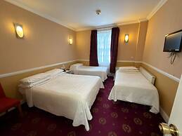 Balmoral House Hotel
