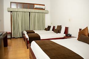 Hotel Palmarena Plaza