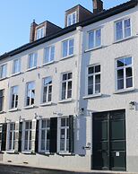 The Townhouse Bed & Breakfast