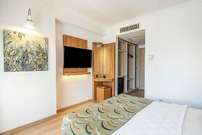 La Brisa Hotel