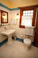 Showers Inn