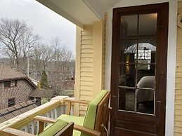 Showers Inn