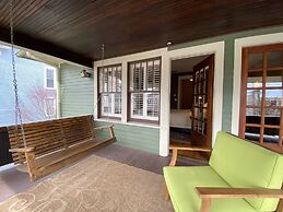 Showers Inn