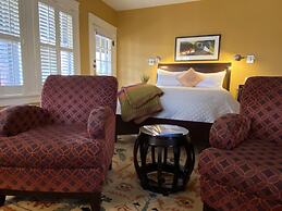 Showers Inn
