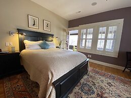 Showers Inn
