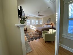 Showers Inn
