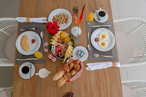 Bon Azur Beachfront Suites & Penthouses with LOV