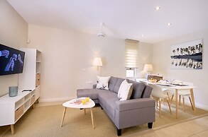 Bon Azur Beachfront Suites & Penthouses with LOV