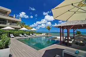 Bon Azur Beachfront Suites & Penthouses with LOV