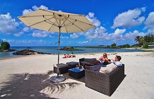 Bon Azur Beachfront Suites & Penthouses with LOV