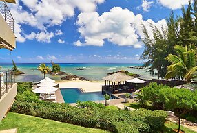 Bon Azur Beachfront Suites & Penthouses with LOV