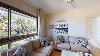 Bon Azur Beachfront Suites & Penthouses with LOV