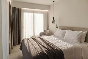 Batis Aero Beachfront Wellbeing Hotel