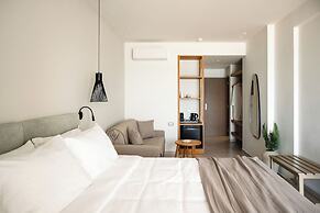 Batis Aero Beachfront Wellbeing Hotel