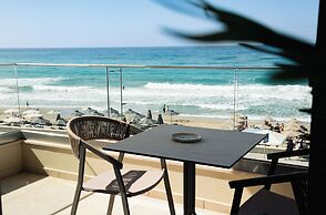 Batis Aero Beachfront Wellbeing Hotel