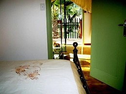 Golden Gate Guest House