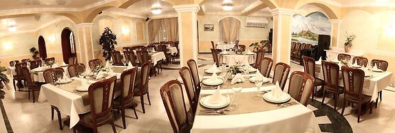 Armenia Hotel