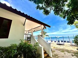 Three Trees Samui Resort - Sarocha Villa