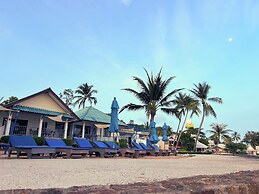 Three Trees Samui Resort - Sarocha Villa