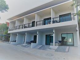 Three Trees Samui Resort - Sarocha Villa