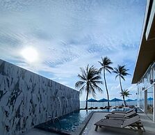 Three Trees Samui Resort - Sarocha Villa