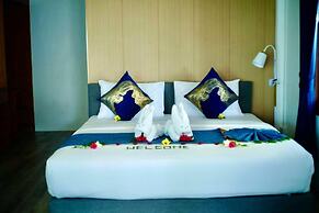 Three Trees Samui Resort - Sarocha Villa