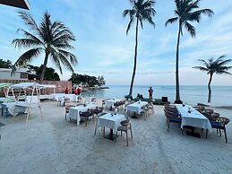 Three Trees Samui Resort - Sarocha Villa