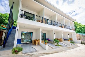 Three Trees Samui Resort - Sarocha Villa