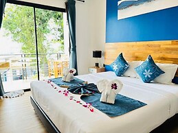 Three Trees Samui Resort - Sarocha Villa