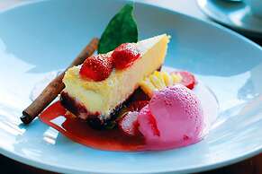 SEMINYAK ICON by Karaniya Experience