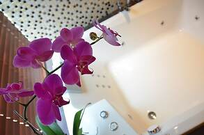 SEMINYAK ICON by Karaniya Experience