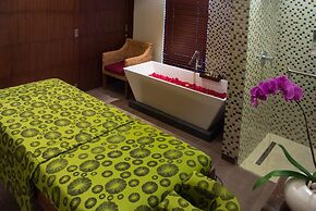 SEMINYAK ICON by Karaniya Experience