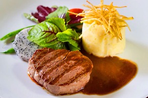 SEMINYAK ICON by Karaniya Experience