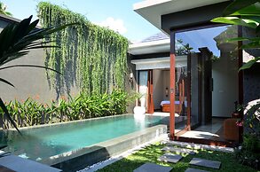 SEMINYAK ICON by Karaniya Experience