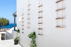 Memories Beach Hotel