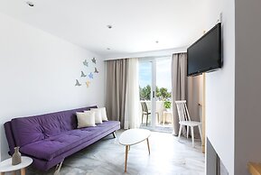 Memories Beach Hotel